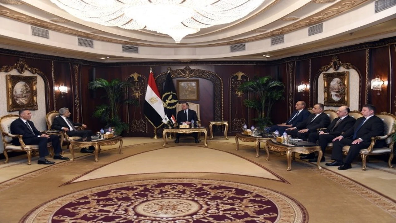 تنسيق أمني مشترك.. تفاصيل اجتماع محمود توفيق بأمين مجلس وزراء الداخلية العرب